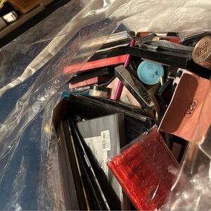 Assorted Makeup Storage Bag